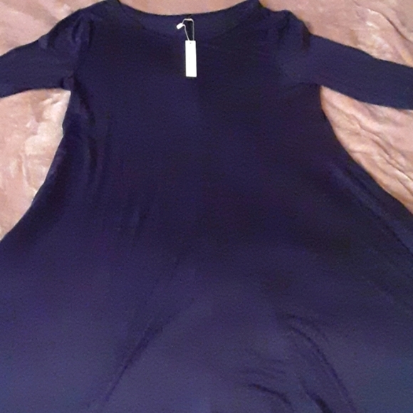 VIISHOW Dresses & Skirts - 2/$10 SALE! Navy T-shirt Dress